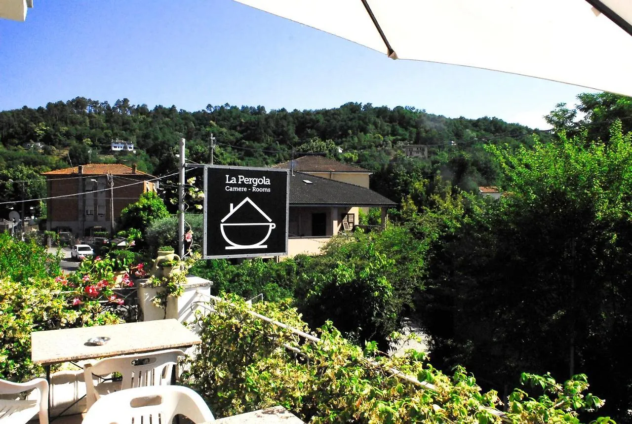 Gasthof Hotel La Pergola Private Parking Vezzano Ligure
