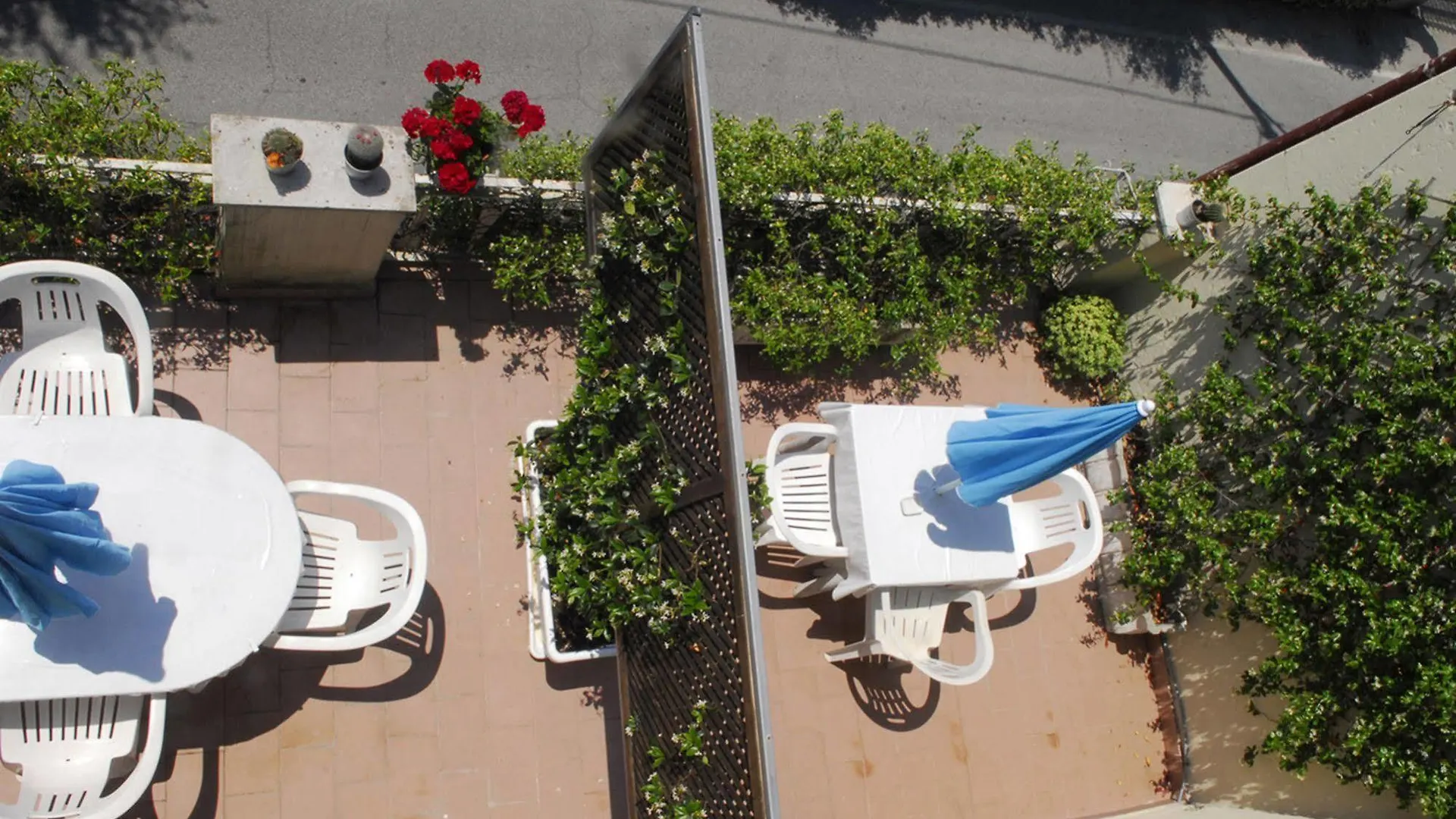 Hotel La Pergola Private Parking Vezzano Ligure Italien